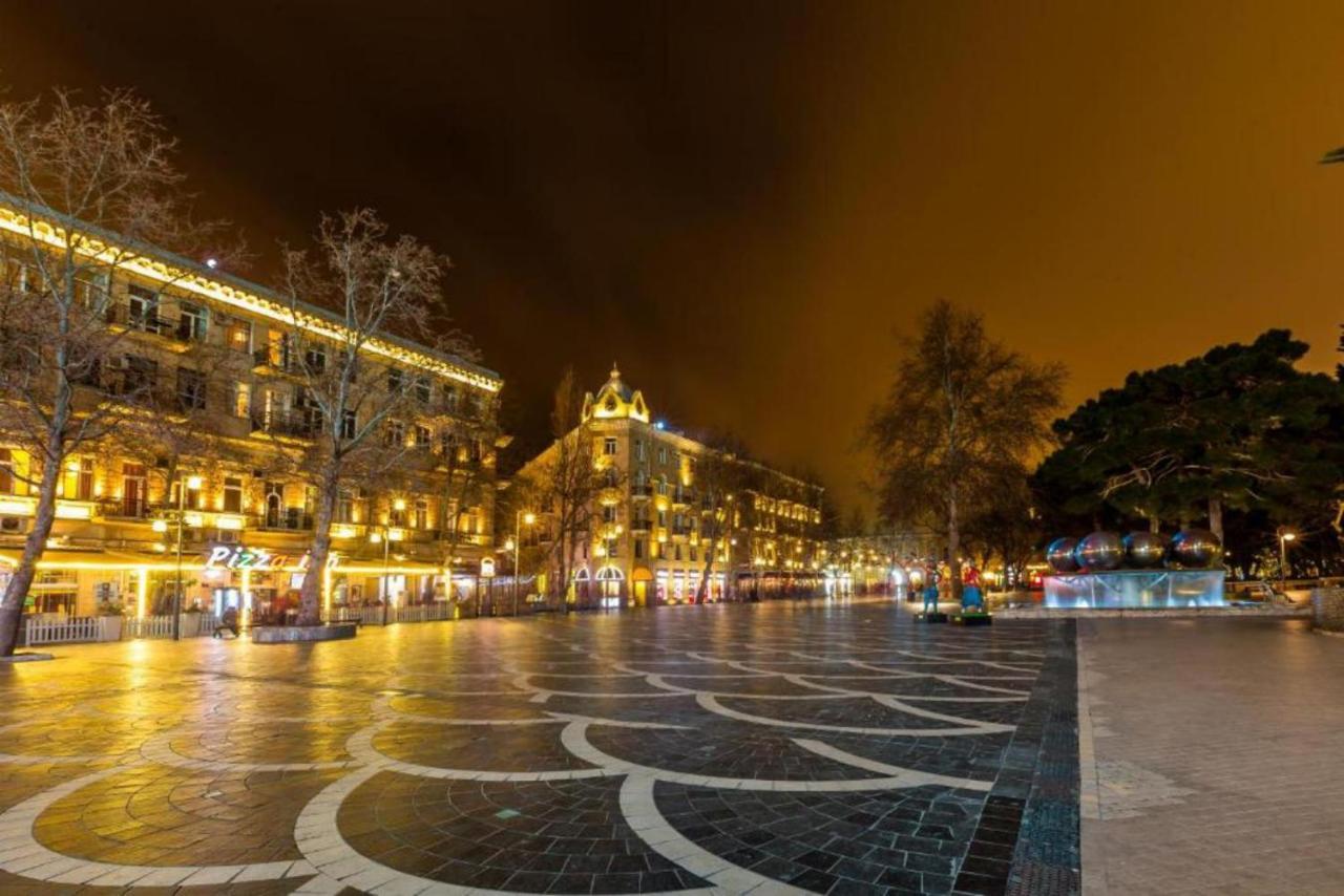 Sahil Park Hotel on Nizami street Bakoe Buitenkant foto